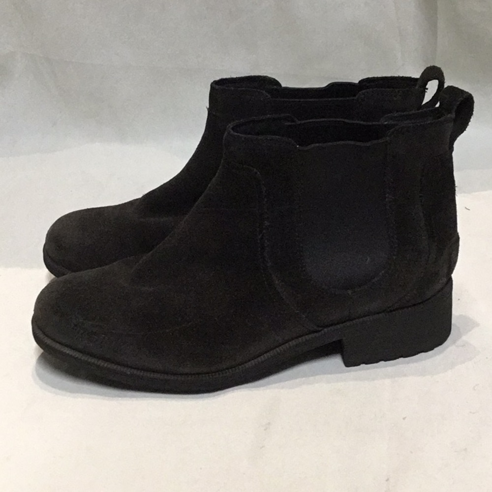 NWOT Womens Ugg Bonham II Black Waterproof Leather Sheepskin Lined Boots 1095150 - Picture 2 of 11